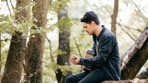 andy forster solo acoustic guitar vocal hire