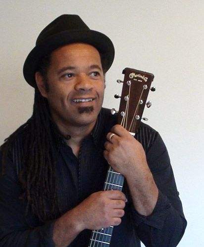 paul solo acoustic singer guitarist hire melbourne