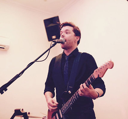 Rhys Solo Singer Guitarist Hire