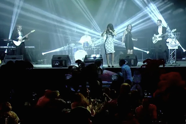 The Cast corporate Cover Band Hire